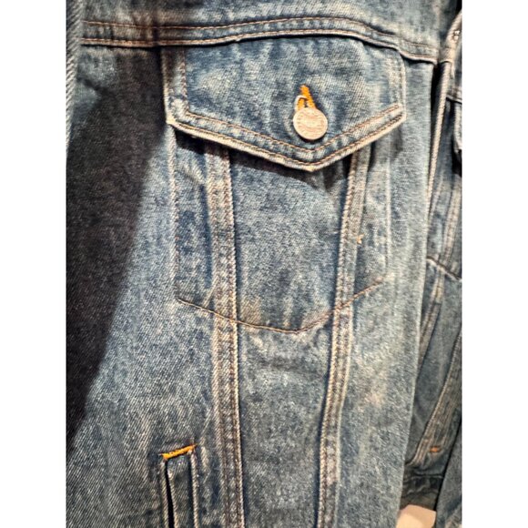 Vintage Denim Jean Jacket Coat Embossed Football Player Graphic X-Large Made USA - Picture 8 of 13
